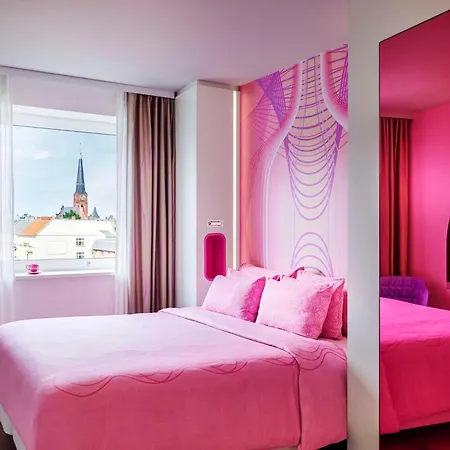 Hotel Nhow 4*
