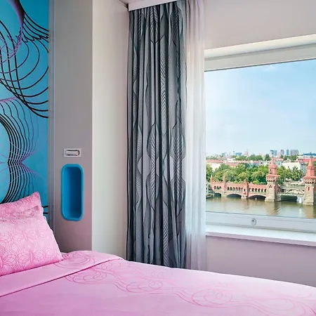 Nhow Hotel 4*