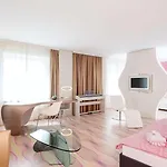 Nhow Hotel